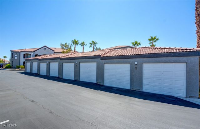 950 Seven Hills Drive 2026, Henderson, NV 89052