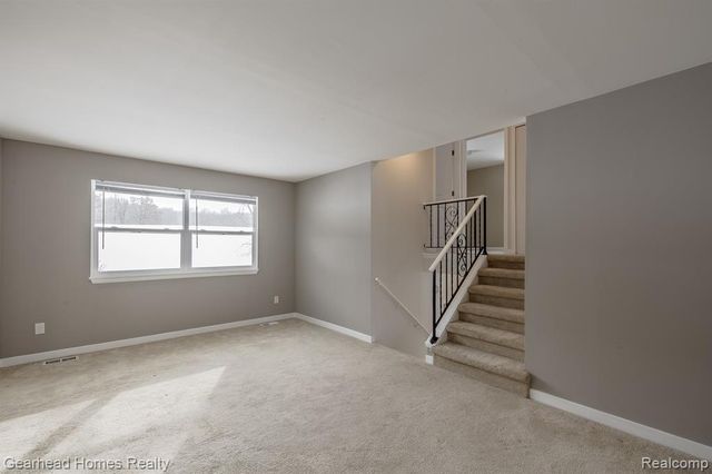 12749 Shaffer Road, Davisburg, MI 48350