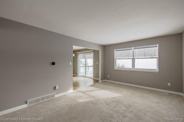 12749 Shaffer Road, Davisburg, MI 48350