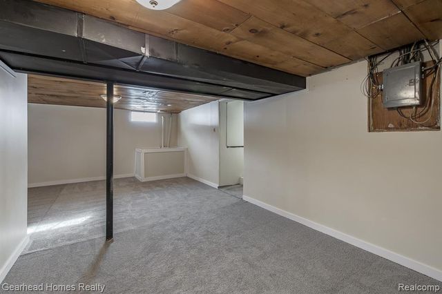 12749 Shaffer Road, Davisburg, MI 48350