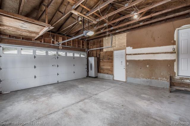 12749 Shaffer Road, Davisburg, MI 48350