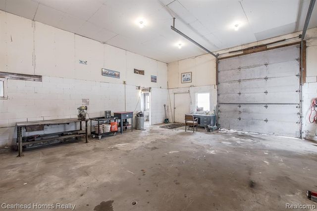 12749 Shaffer Road, Davisburg, MI 48350