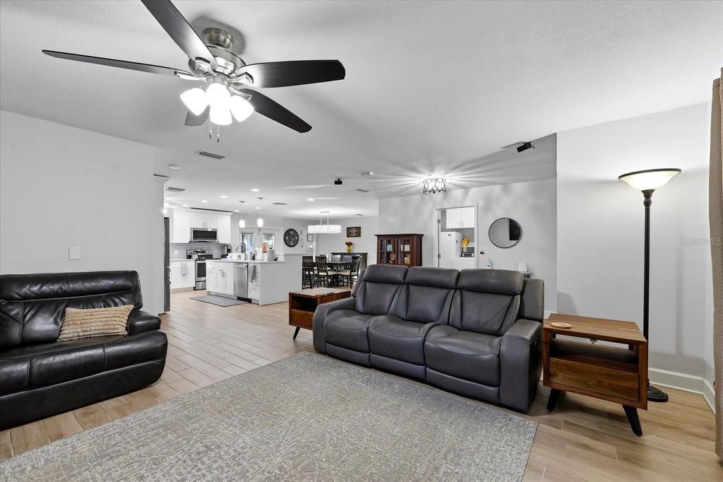 Image 16 of property listing at 30424 HILLSIDE LANE, Wesley Chapel, FL 33545