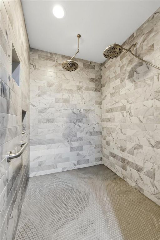 Image 28 of property listing at 30424 HILLSIDE LANE, Wesley Chapel, FL 33545