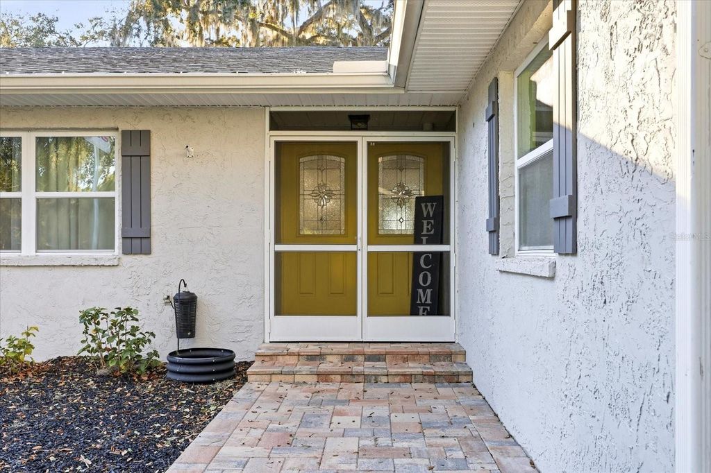 Image 10 of property listing at 30424 HILLSIDE LANE, Wesley Chapel, FL 33545