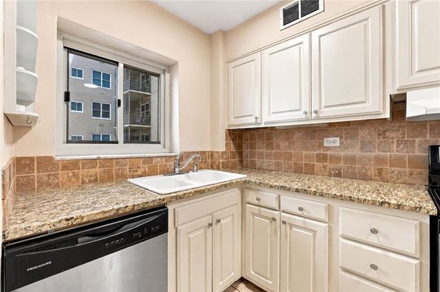 300 Peachtree Street NE 20O, Atlanta, GA 30308