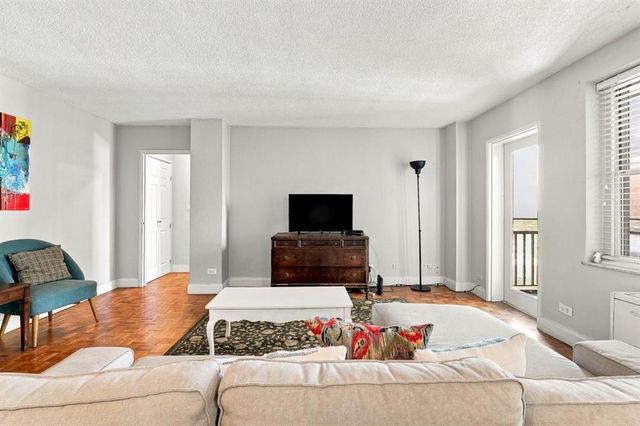300 Peachtree Street NE 20O, Atlanta, GA 30308