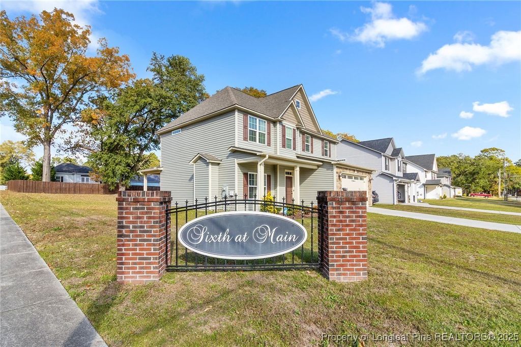 101 E Sixth Avenue, Raeford, NC 28376