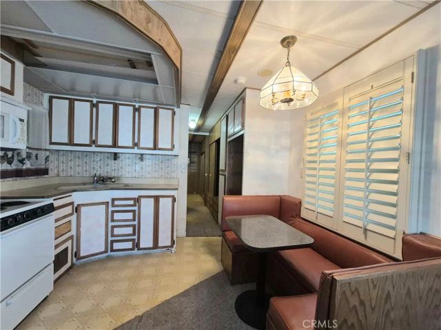 1381 Sierra Drive, San Jacinto, CA 92583