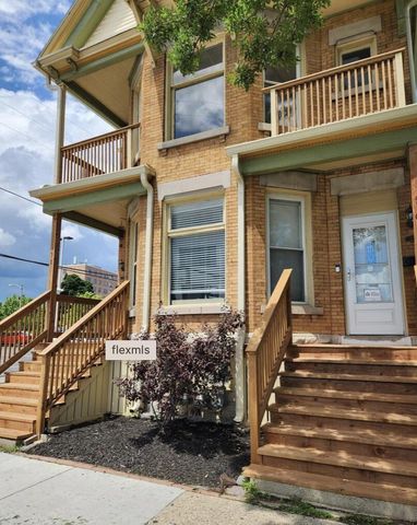 518 W Vine STREET, Milwaukee, WI 53212