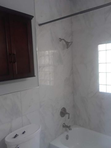 518 W Vine STREET, Milwaukee, WI 53212