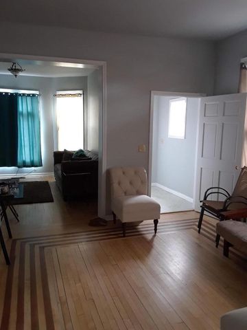 518 W Vine STREET, Milwaukee, WI 53212