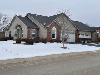 17004 Geneva Lane, Lockport, IL 60441