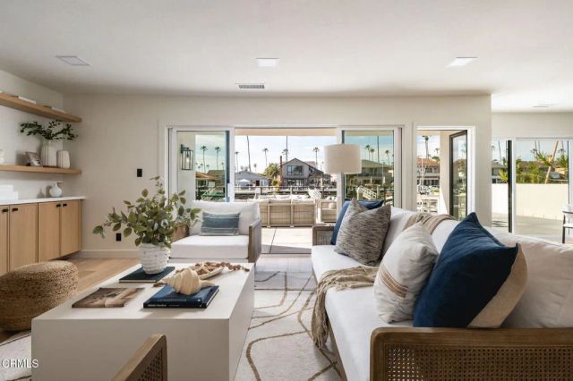 2851 SEAHORSE Avenue, Ventura, CA 93001