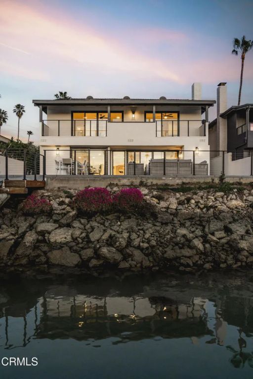 2851 SEAHORSE Avenue, Ventura, CA 93001