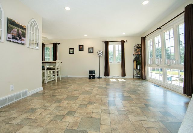 562 Jones Road, Evansdale, IA 50707