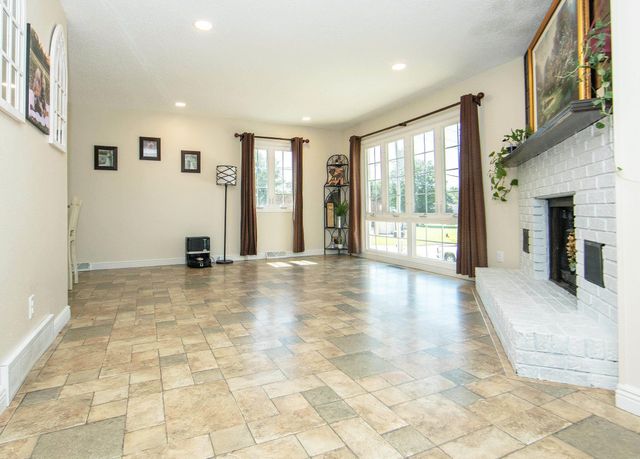 562 Jones Road, Evansdale, IA 50707