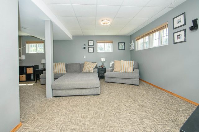 562 Jones Road, Evansdale, IA 50707