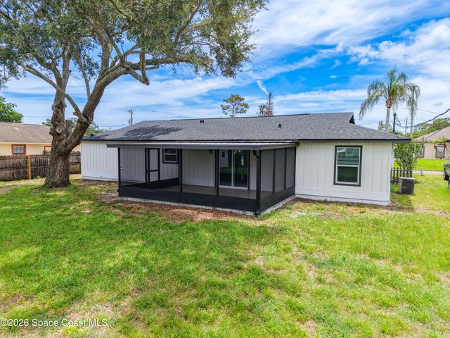 4590 Ponds Drive, Cocoa, FL 32927