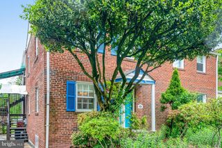 102 S GLEBE ROAD, Arlington, VA 22204