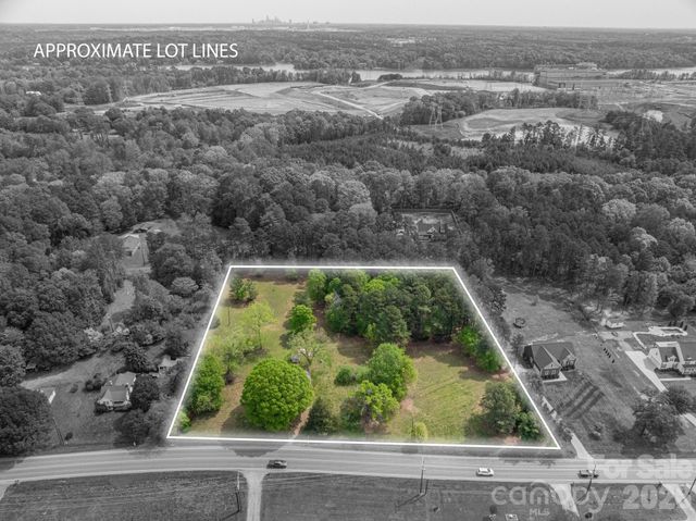 2059 South Point Road, Belmont, NC 28012