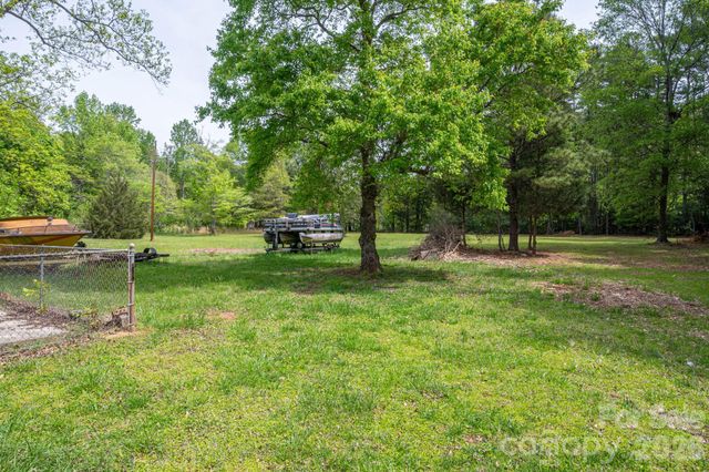 2059 South Point Road, Belmont, NC 28012