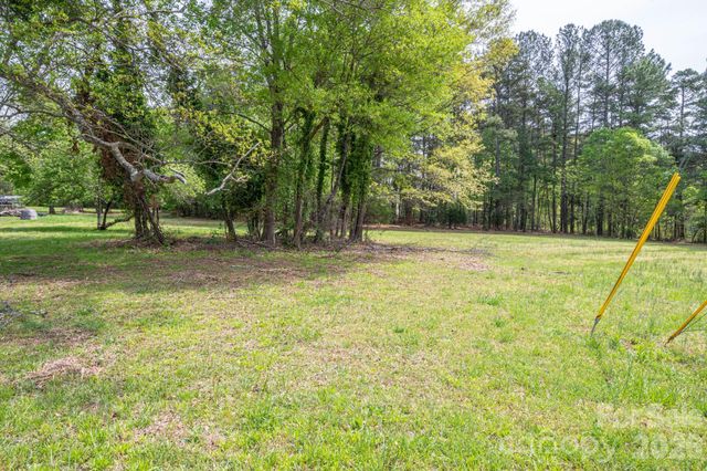 2059 South Point Road, Belmont, NC 28012