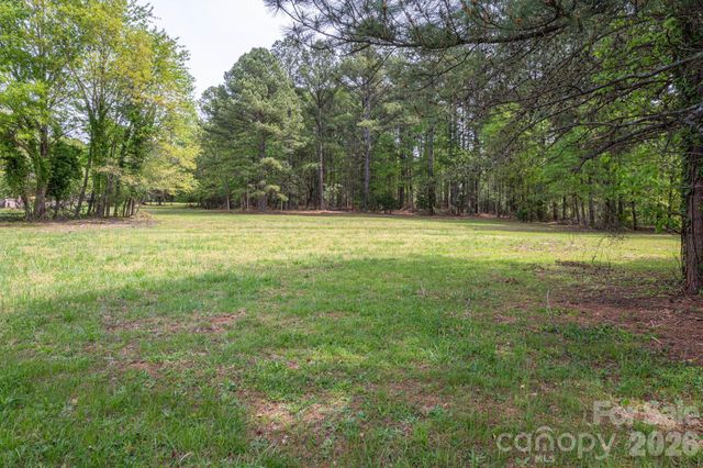2059 South Point Road, Belmont, NC 28012