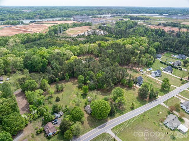 2059 South Point Road, Belmont, NC 28012
