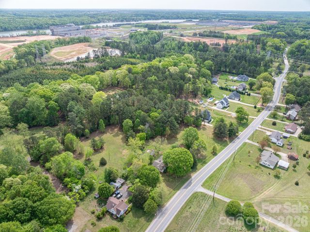 2059 South Point Road, Belmont, NC 28012