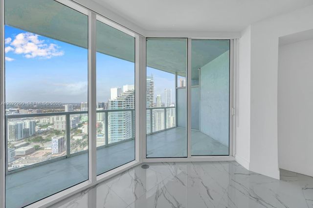 1900 N Bayshore Dr 3716, Miami, FL 33132