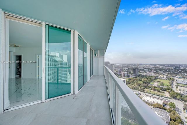 1900 N Bayshore Dr 3716, Miami, FL 33132