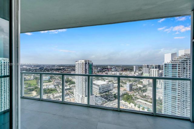 1900 N Bayshore Dr 3716, Miami, FL 33132