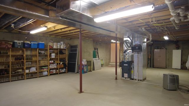 7563 E 600 N Road, Monticello, IN 47960