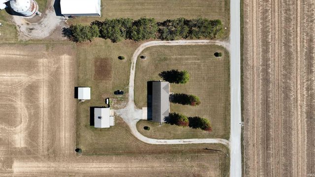 7563 E 600 N Road, Monticello, IN 47960