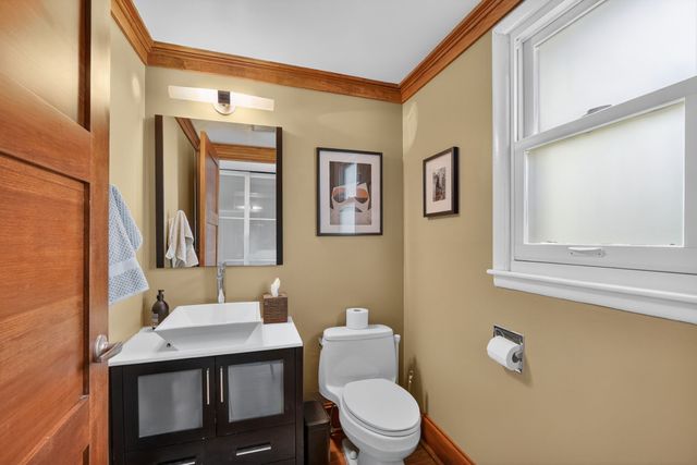 2831 Ridge Road, Des Moines, IA 50312