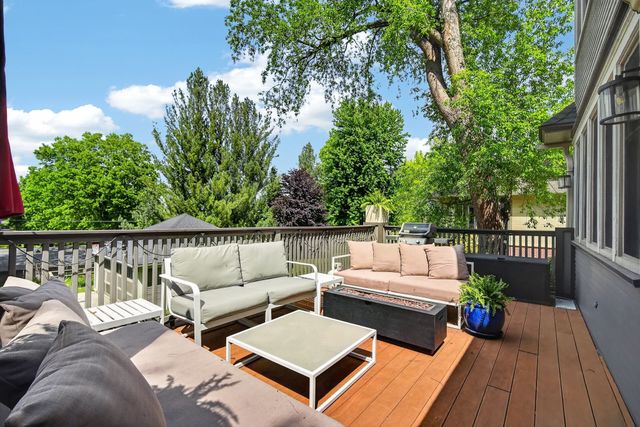 2831 Ridge Road, Des Moines, IA 50312