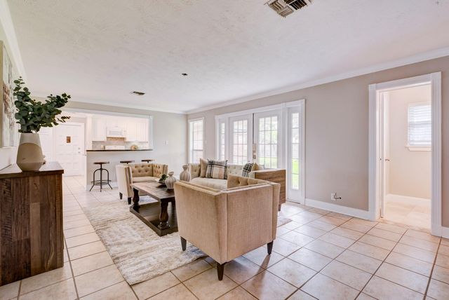 5103 Donna Lynn Court, Houston, TX 77092