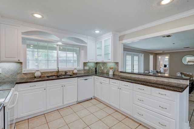 5103 Donna Lynn Court, Houston, TX 77092