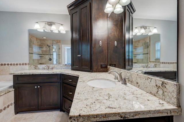 5103 Donna Lynn Court, Houston, TX 77092