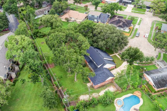 5103 Donna Lynn Court, Houston, TX 77092