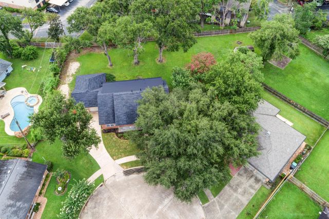5103 Donna Lynn Court, Houston, TX 77092