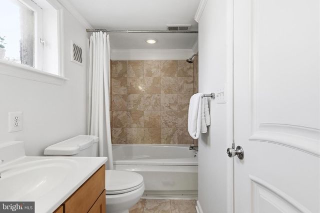 123 W READ ST, Baltimore, MD 21201