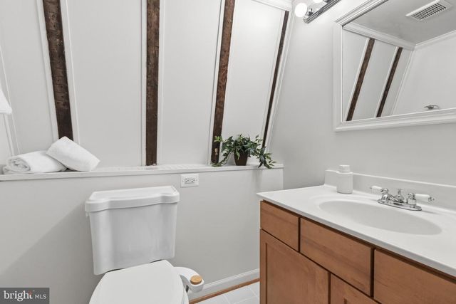 123 W READ ST, Baltimore, MD 21201