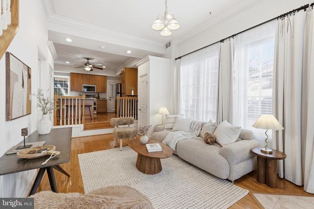 123 W READ ST, Baltimore, MD 21201