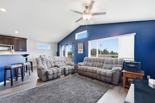 18731 Edison Street NW, Elk River, MN 55330