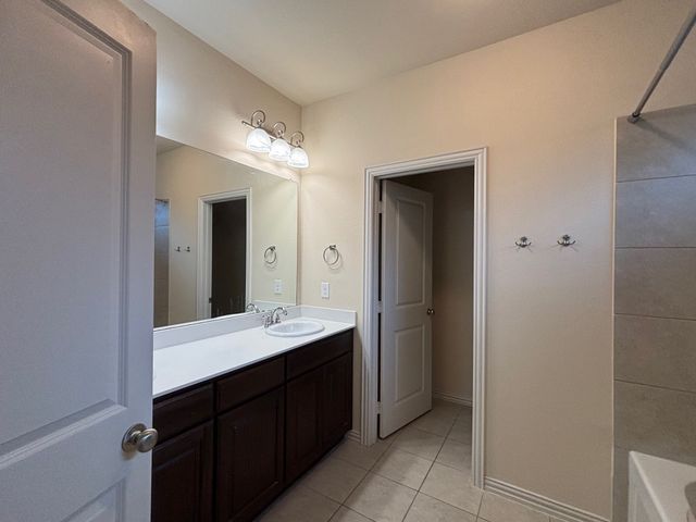 316 Iron Ore, Fort Worth, TX 76131