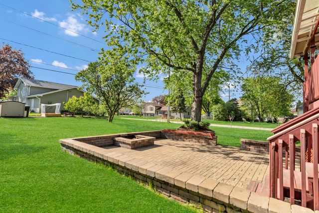 439 E Morse Avenue, Bartlett, IL 60103
