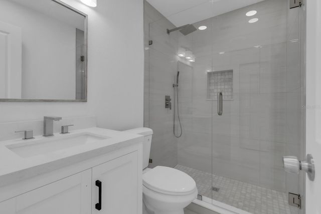 2322 VINCENT ROAD, Orlando, FL 32817