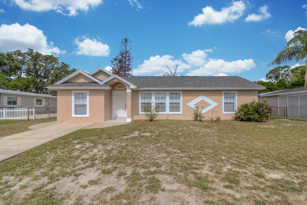 2322 VINCENT ROAD, Orlando, FL 32817